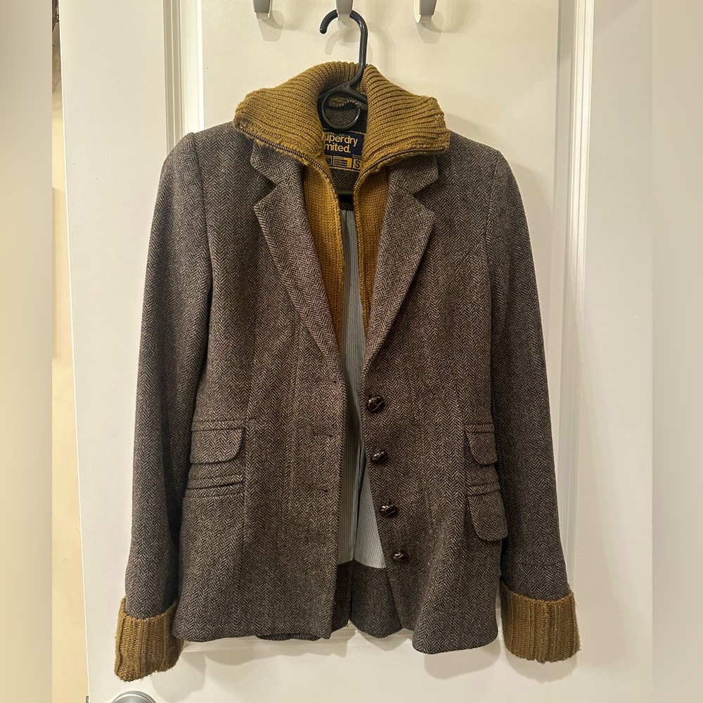 Women’s Wool Blazer